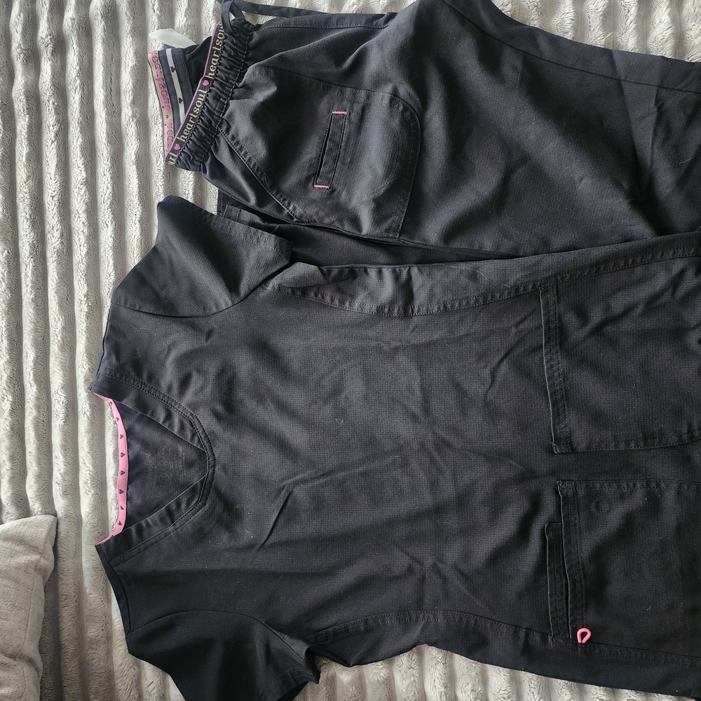 Derek Heart Black Women's Scrub Set